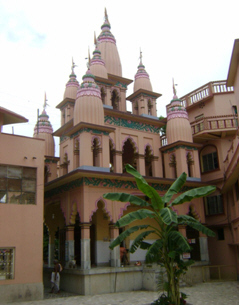 The temple building of Sri Gopinatha Gaudiya Math at Ishodyan, Sri Mayapur, the math Puri Goswami Maharaja founded in 1989