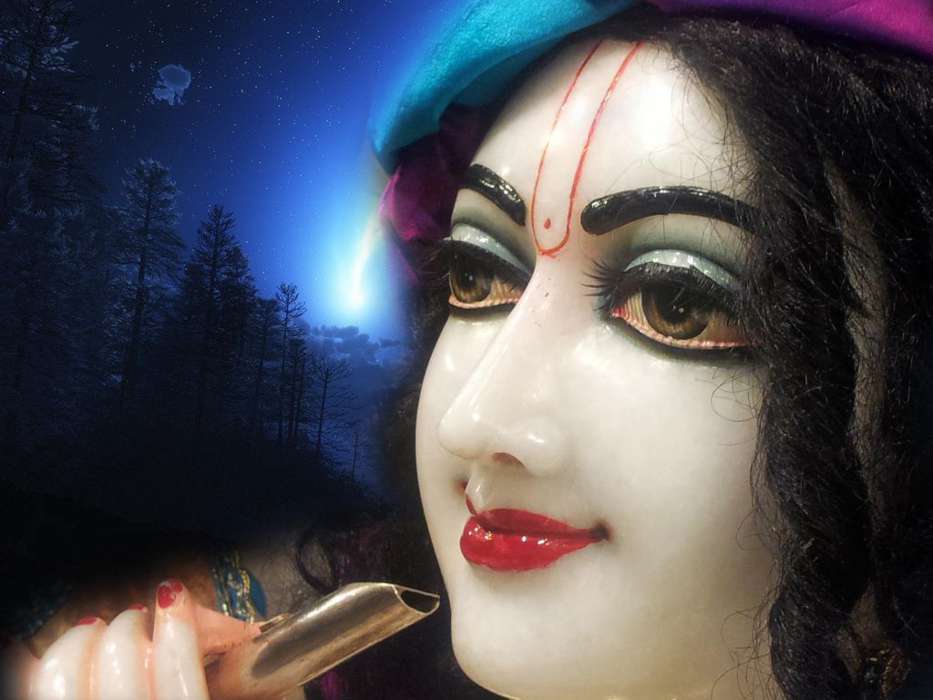 Close-up devotional photograph of a Deity of Sri Krishna at an ISKCON temple in Chennai, Tamil Nadu, of the kind Murari Gupta's own vaidya family would have worshipped in their household.