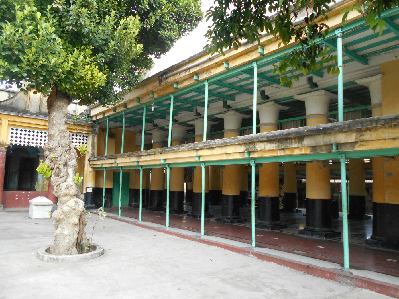 The courtyard and pillared hall of Sribas Angan at Nabadwip, commemorating the place where the sankirtana movement was inaugurated.